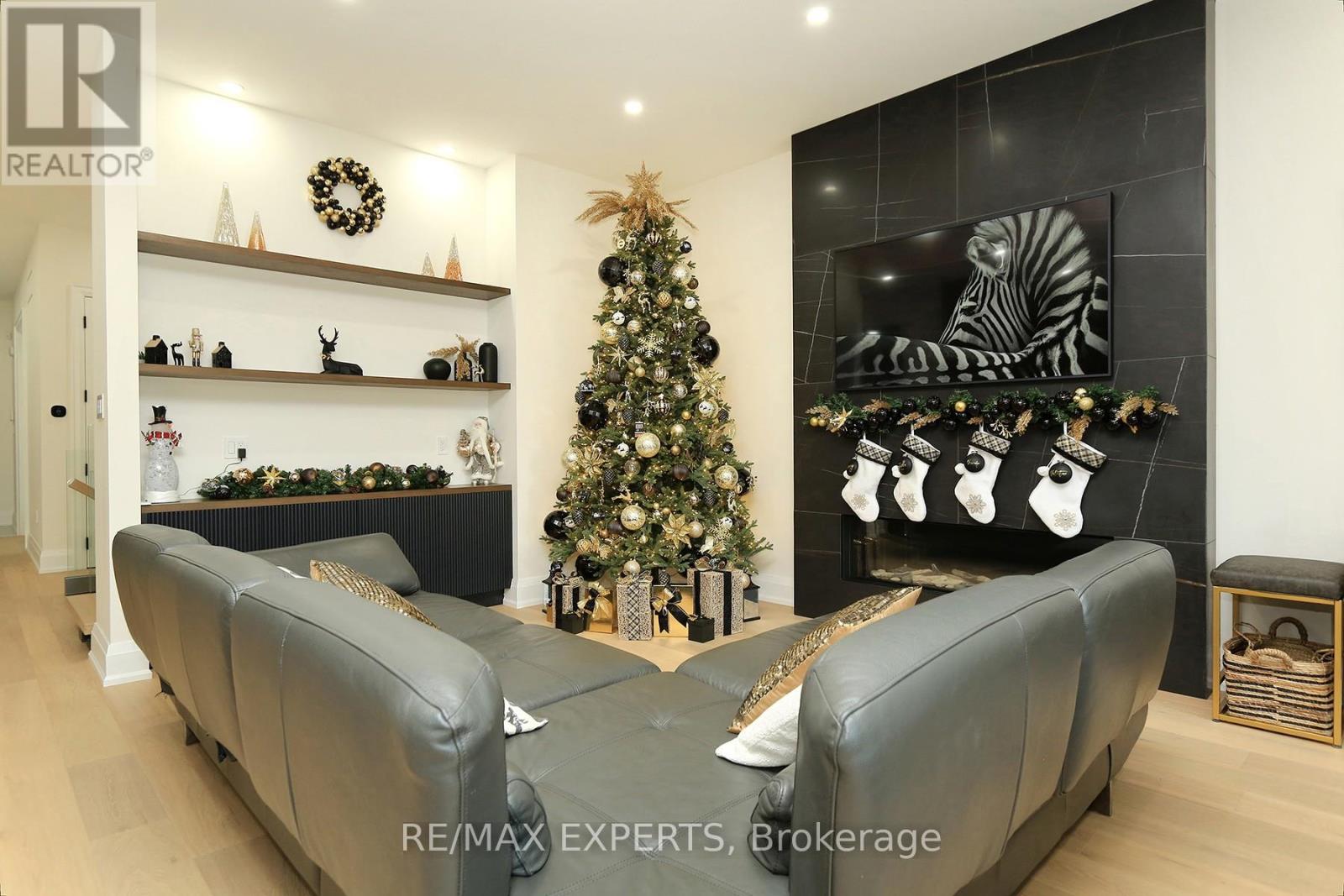 31 Fulham Drive, Toronto, Ontario M8W 4T1 - Photo 37 - W12592460