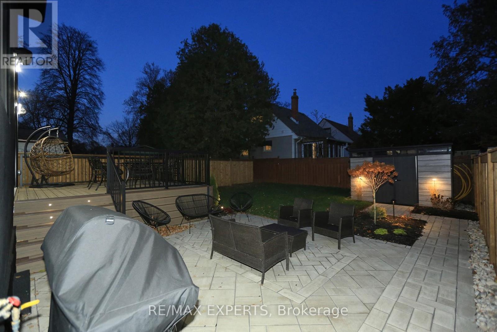 31 Fulham Drive, Toronto, Ontario M8W 4T1 - Photo 42 - W12592460
