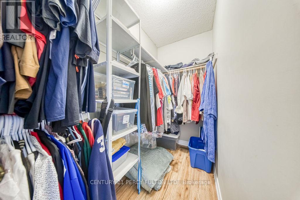 43 Windmill Boulevard, Brampton, Ontario  L6Y 3E9 - Photo 24 - W12592480