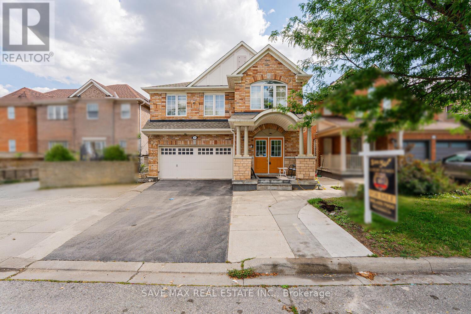 3 Gander Crescent, Brampton, Ontario  L6P 2J5 - Photo 2 - W12592384