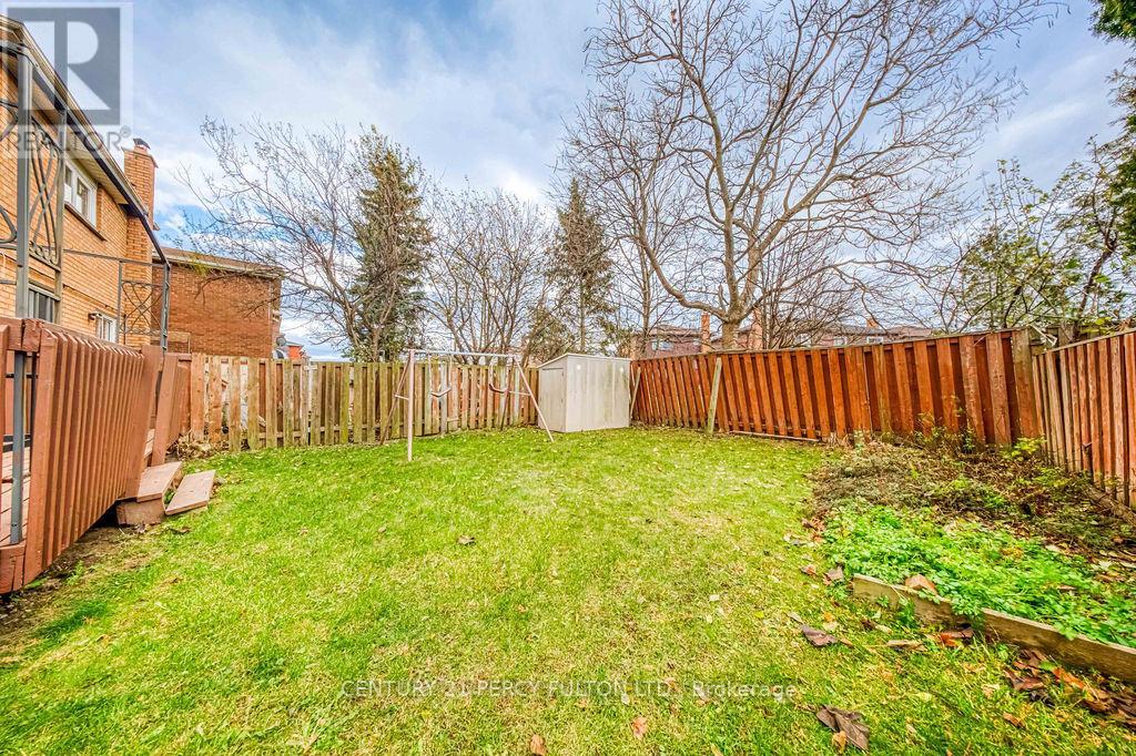 43 Windmill Boulevard, Brampton, Ontario  L6Y 3E9 - Photo 44 - W12592480