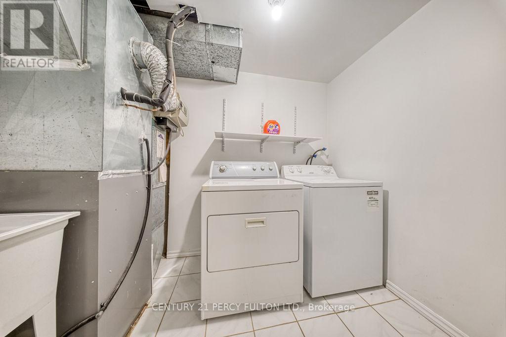 43 Windmill Boulevard, Brampton, Ontario  L6Y 3E9 - Photo 41 - W12592480