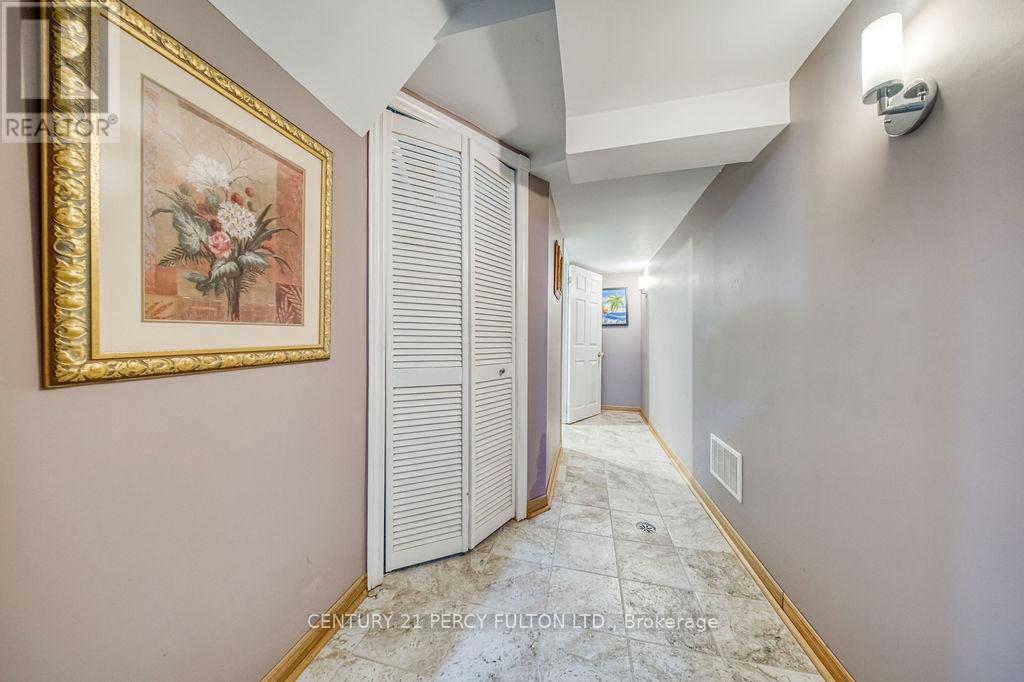 43 Windmill Boulevard, Brampton, Ontario  L6Y 3E9 - Photo 40 - W12592480