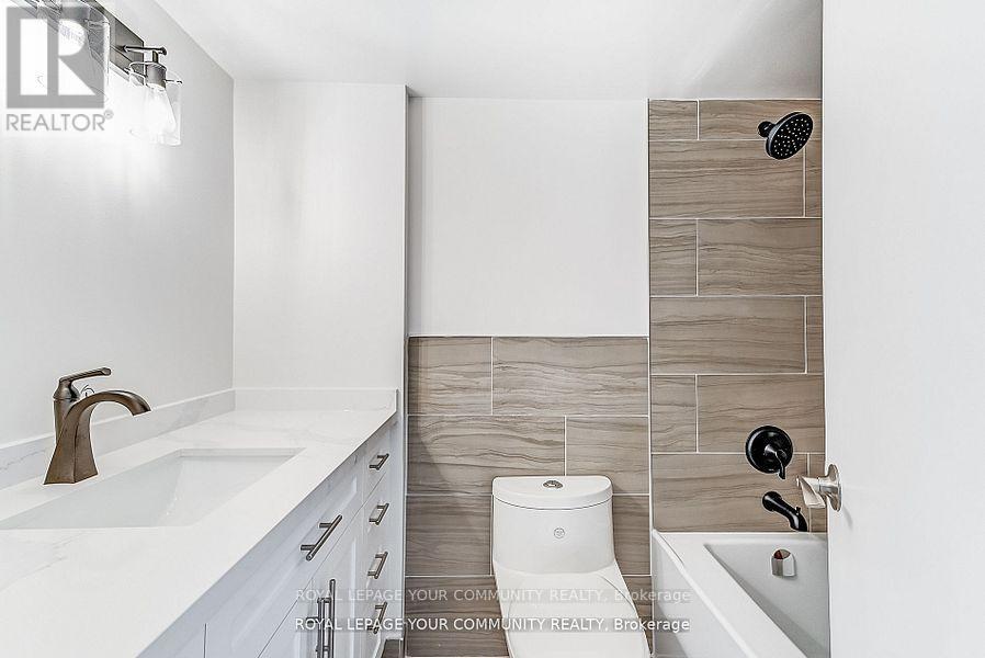 406 - 530 Lolita Gardens, Mississauga, Ontario L5A 3T2 - Photo 6 - W12592502