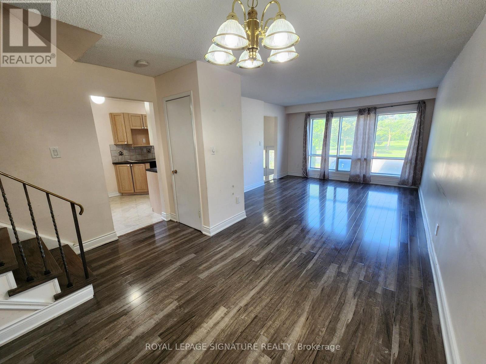 3334 Tallmast Crescent, Mississauga, Ontario  L5L 1H5 - Photo 10 - W12592516