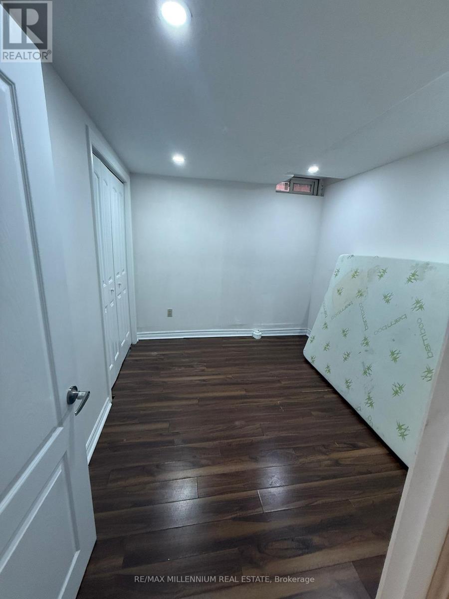 3009 Olympus Mews, Mississauga, Ontario  L5N 4V5 - Photo 9 - W12592528