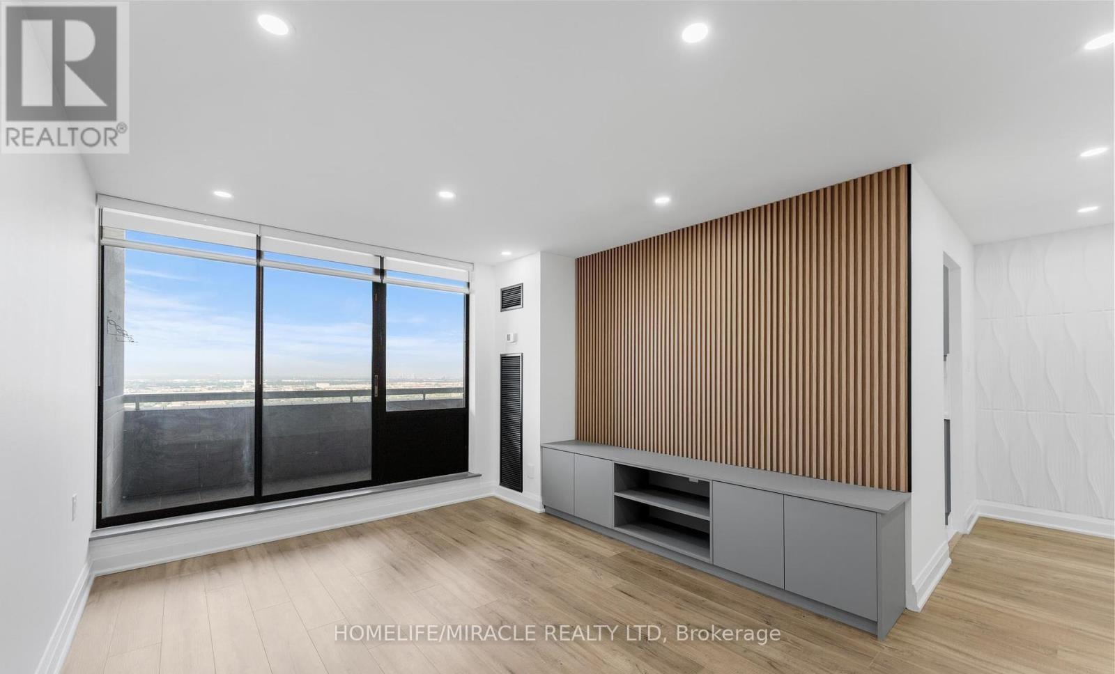 2605 - 18 Knightsbridge Road, Brampton, Ontario  L6T 3X5 - Photo 14 - W12592592