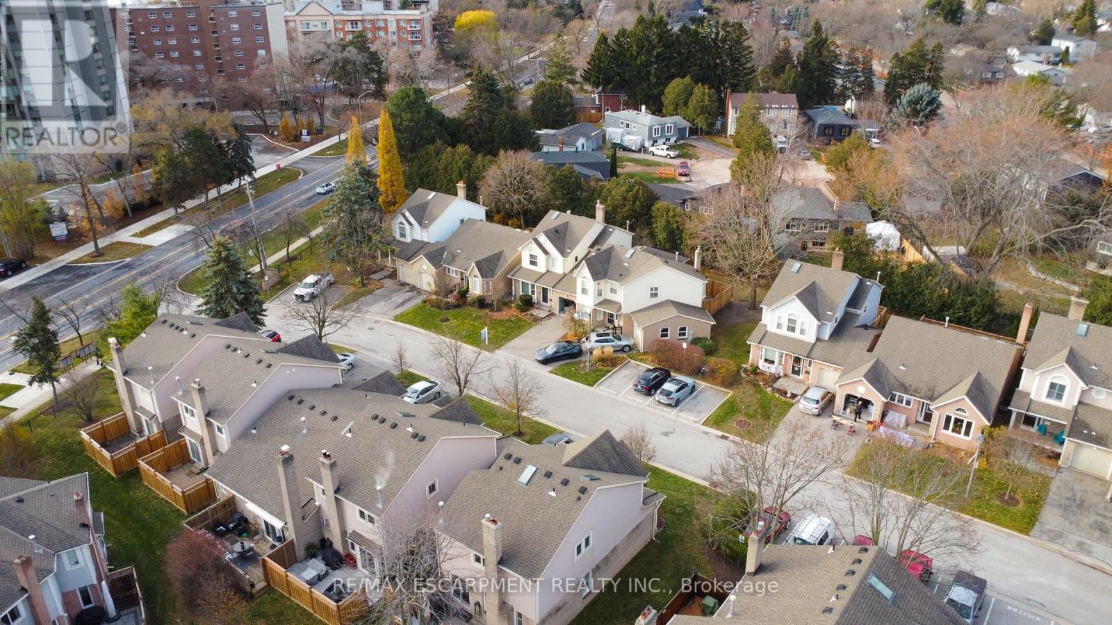 3 - 5255 Lakeshore Road, Burlington, Ontario  L7L 5X5 - Photo 4 - W12592602