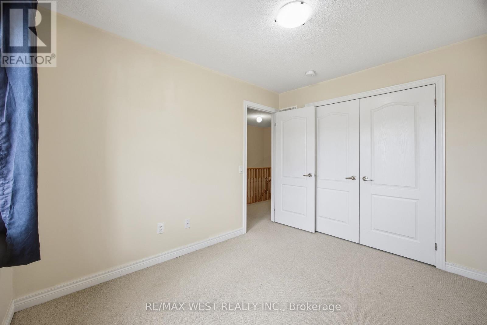 90 Sky Harbour Drive, Brampton, Ontario L6Y 0V3 - Photo 18 - W12592650