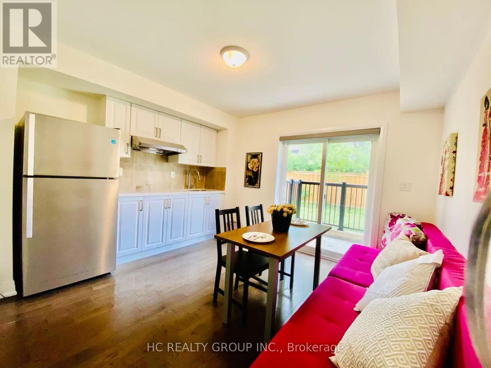 Backyard Apt - 2123 Royal Gala Circle, Mississauga, Ontario L4Y 0H2 - Photo 10 - W12592684