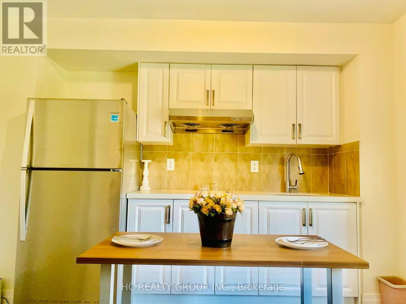 Backyard Apt - 2123 Royal Gala Circle, Mississauga, Ontario L4Y 0H2 - Photo 2 - W12592684