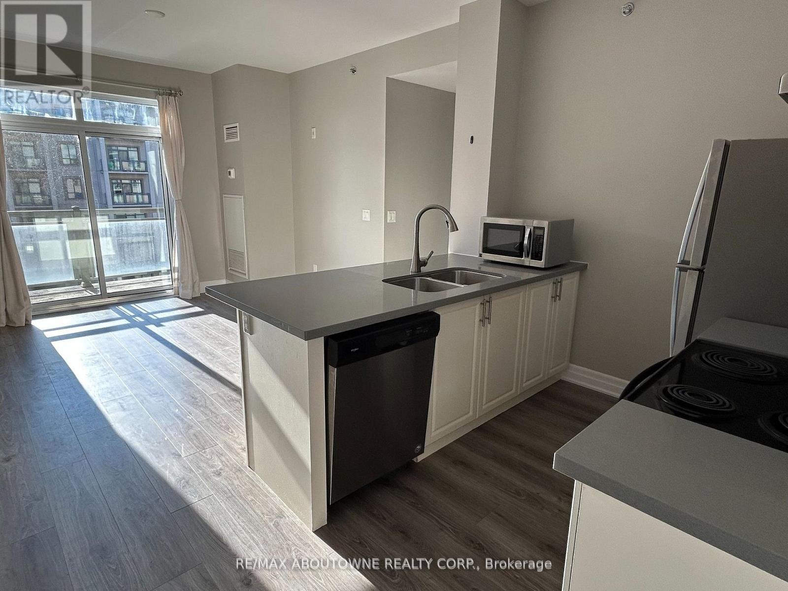 624 - 2486 Old Bronte Road, Oakville, Ontario  L6M 4J2 - Photo 6 - W12592698