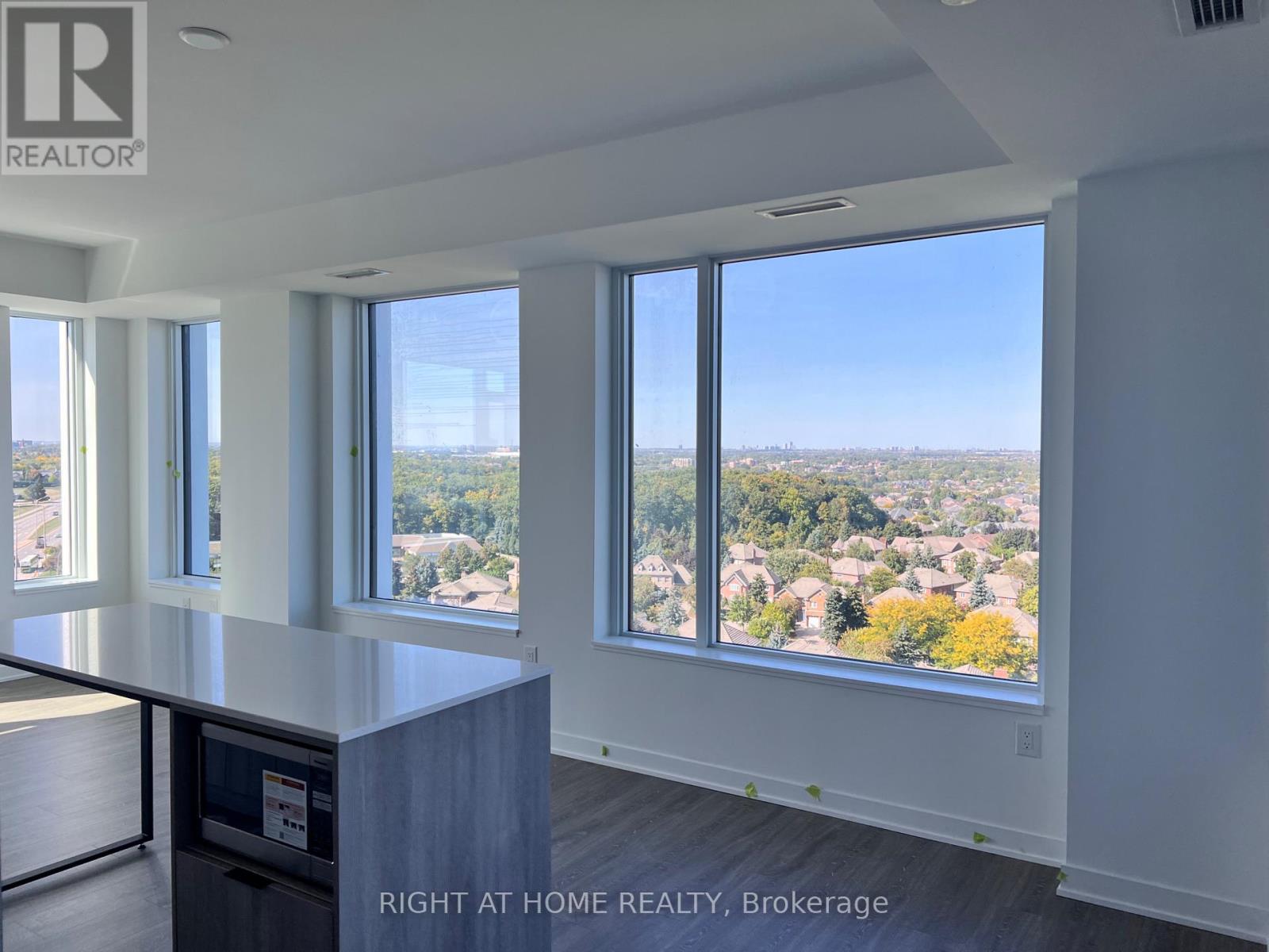 2495 Eglinton Avenue W, Mississauga, Ontario  L5M 2V8 - Photo 6 - W12592694