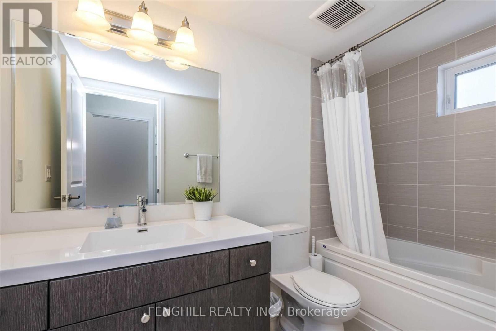 Room 2 - 34 Frederick Tisdale Drive, Toronto, Ontario  M3K 2B8 - Photo 4 - W12592732