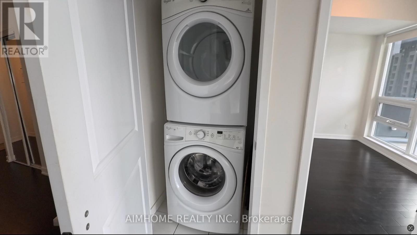 2903 - 510 Curran Place, Mississauga, Ontario L5B 0J8 - Photo 9 - W12592772