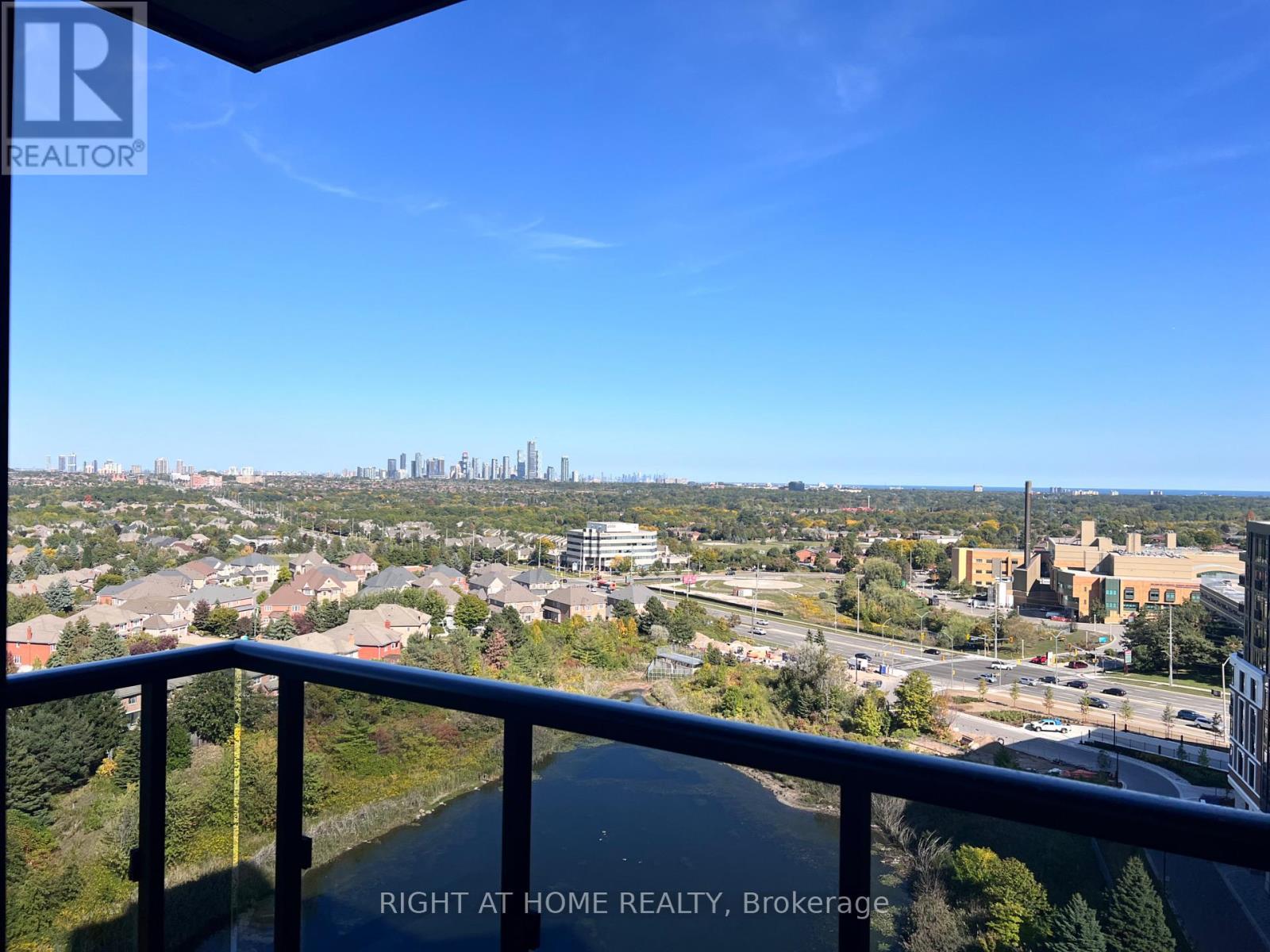 2495 Eglinton Avenue W, Mississauga, Ontario  L5M 2V8 - Photo 11 - W12592694