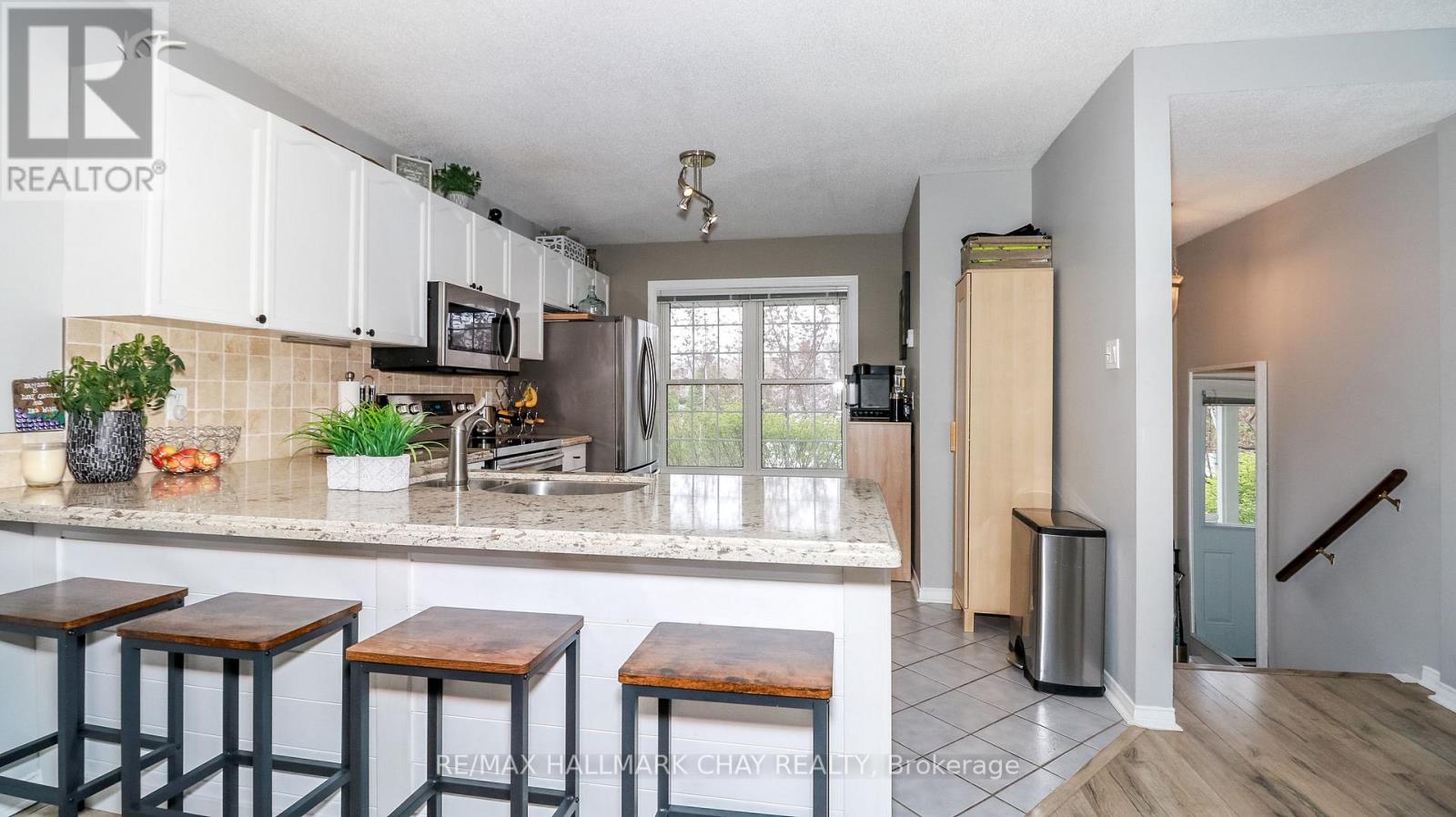 126 - 150 Victoria Street S, Blue Mountains, Ontario  N4L 2P0 - Photo 6 - X12342124