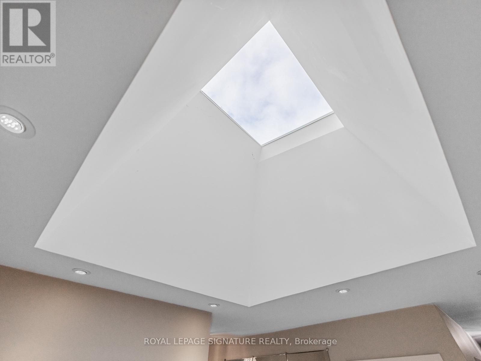 1447 Merrow Road, Mississauga, Ontario  L5J 3C4 - Photo 19 - W12592798