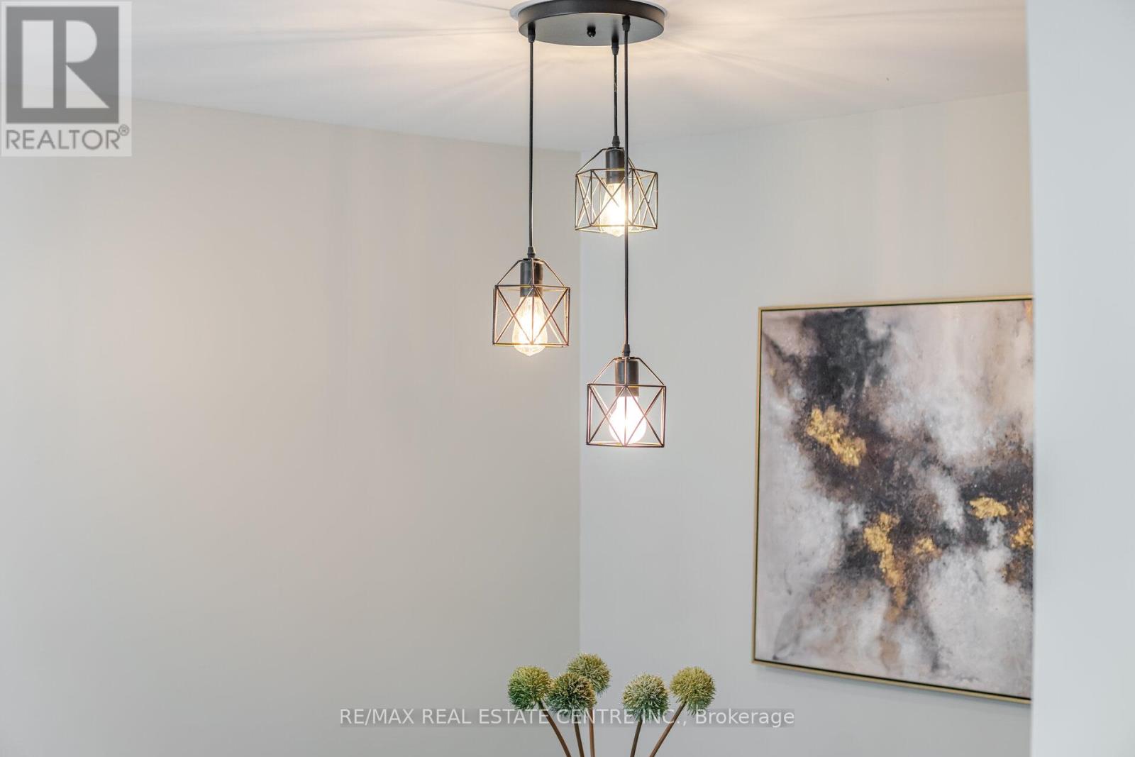 Upper - 34 Windermere Court, Brampton, Ontario  L6X 2L6 - Photo 10 - W12592780