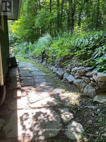 119 Acorn Road, Kawartha Lakes, Ontario  K0M 3L0 - Photo 4 - X12428531