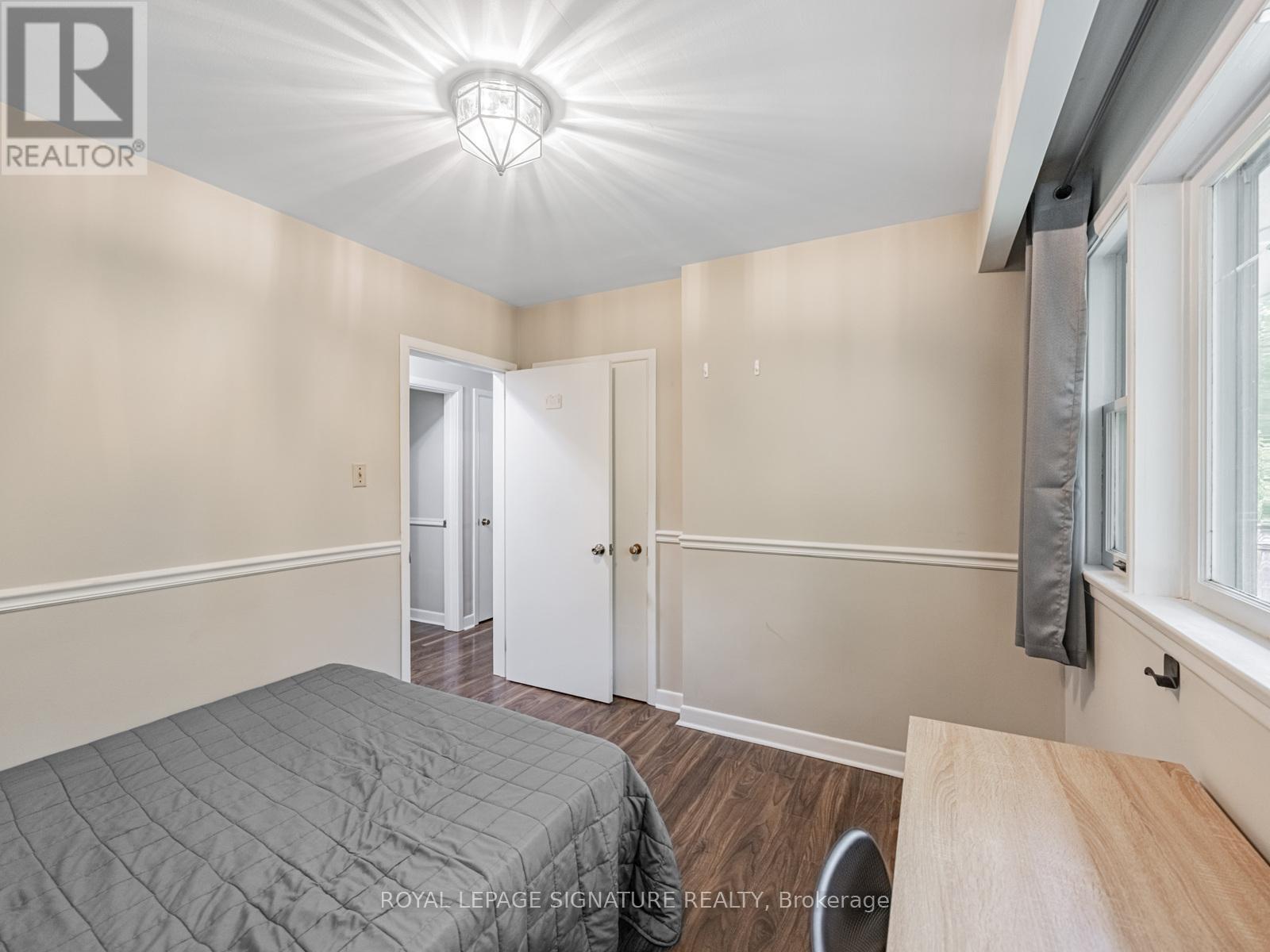 1447 Merrow Road, Mississauga, Ontario  L5J 3C4 - Photo 23 - W12592798