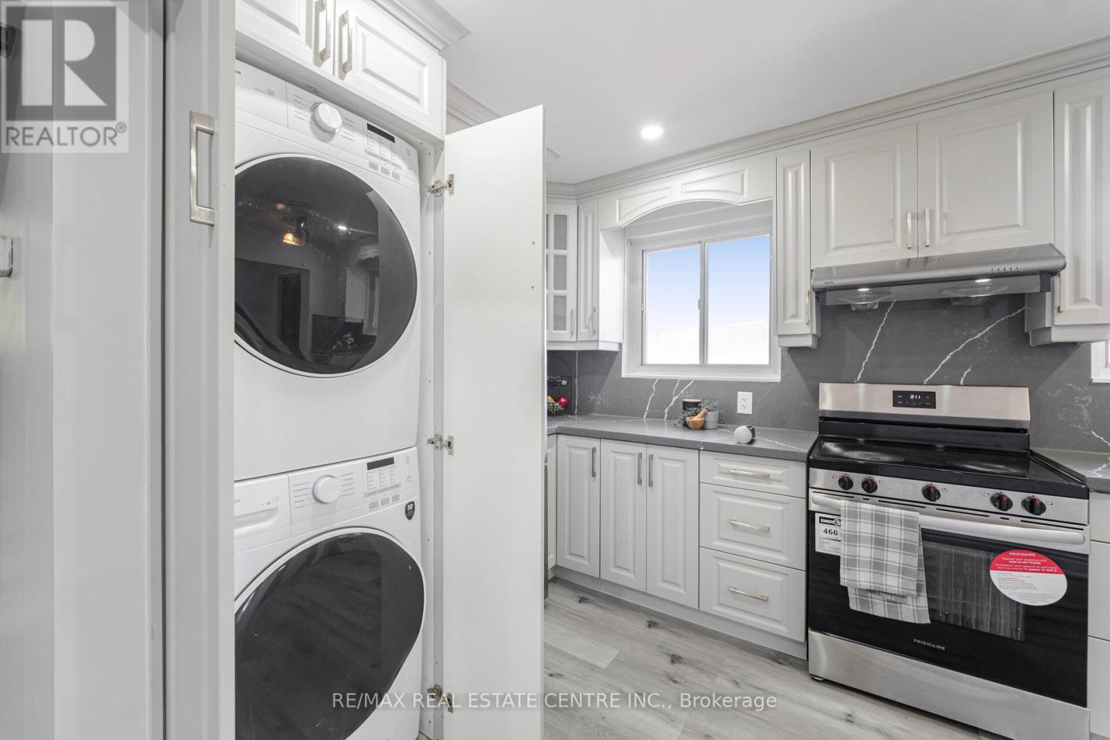 Upper - 34 Windermere Court, Brampton, Ontario  L6X 2L6 - Photo 36 - W12592780