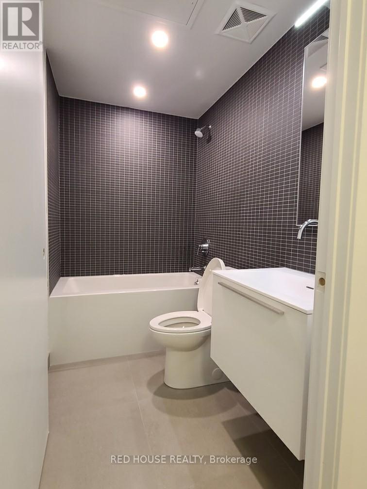 523 - 2720 Dundas Street W, Toronto, Ontario M6P 0C3 - Photo 5 - W12592724