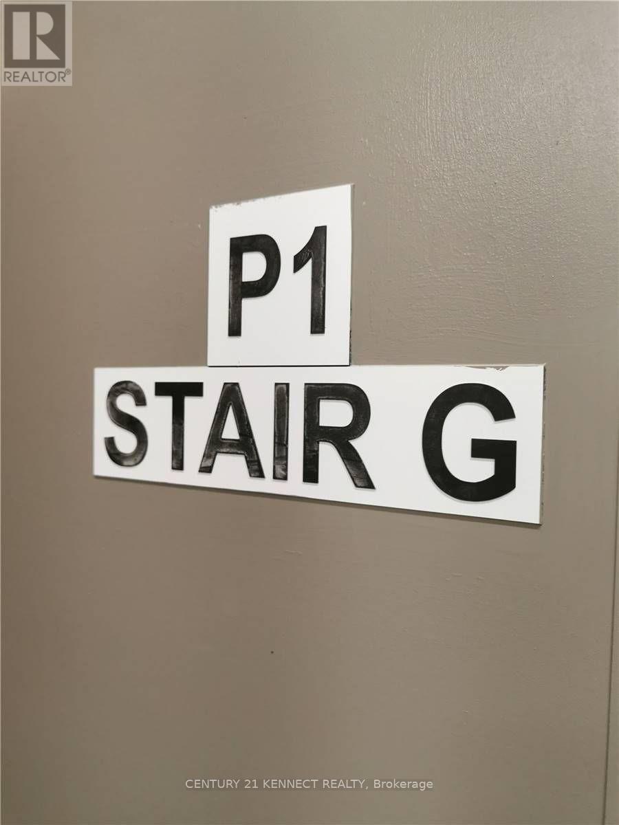 Th 3 - 60 George Butchart Drive, Toronto, Ontario M3K 0E1 - Photo 30 - W12592722