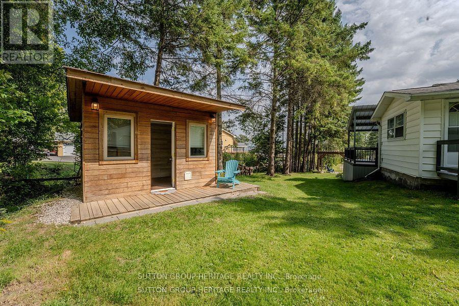 682 North Shore Drive E, Otonabee-South Monaghan, Ontario  K0L 1B0 - Photo 19 - X12432891