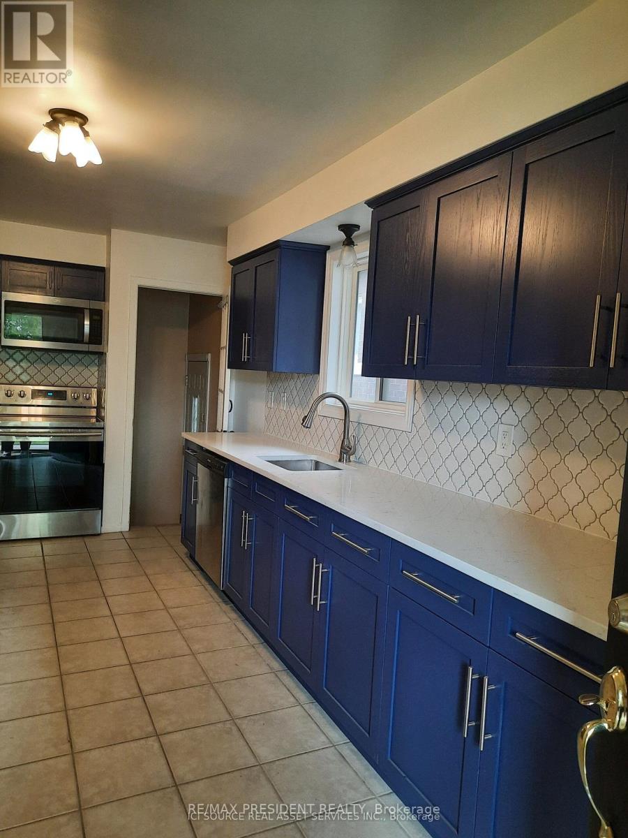 1148 Wigle Avenue, Windsor, Ontario N9C 3N1 - Photo 4 - X12426434