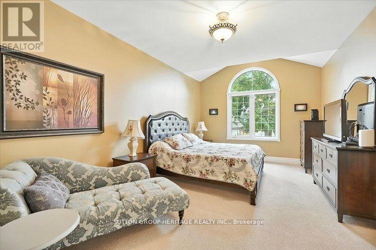 400 Front Street W, Kawartha Lakes, Ontario  K0M 1A0 - Photo 25 - X12437425