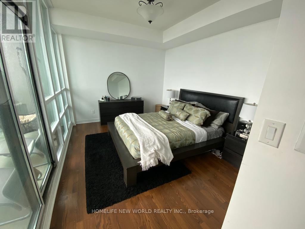 3906 - 208 Enfield Place, Mississauga, Ontario  L5B 0G8 - Photo 10 - W12592816