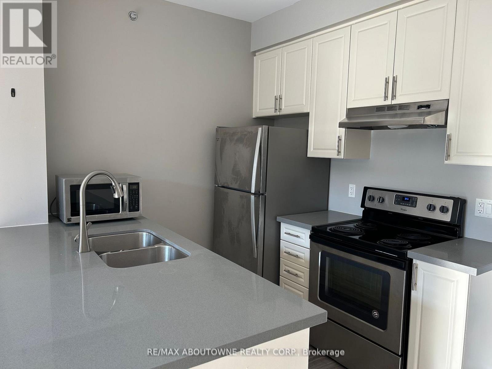 624 - 2486 Old Bronte Road, Oakville, Ontario  L6M 4J2 - Photo 5 - W12592698