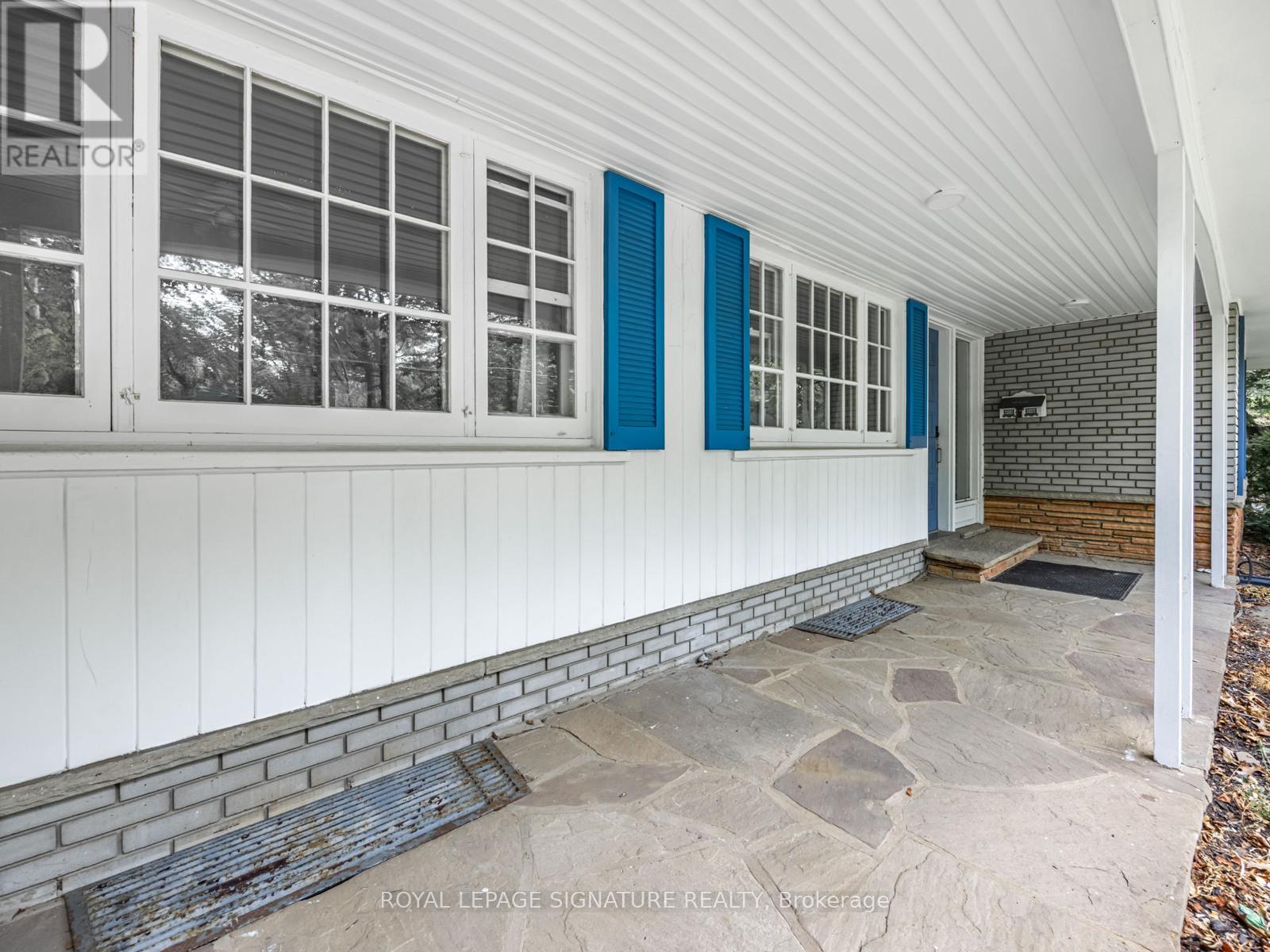 1447 Merrow Road, Mississauga, Ontario  L5J 3C4 - Photo 5 - W12592798