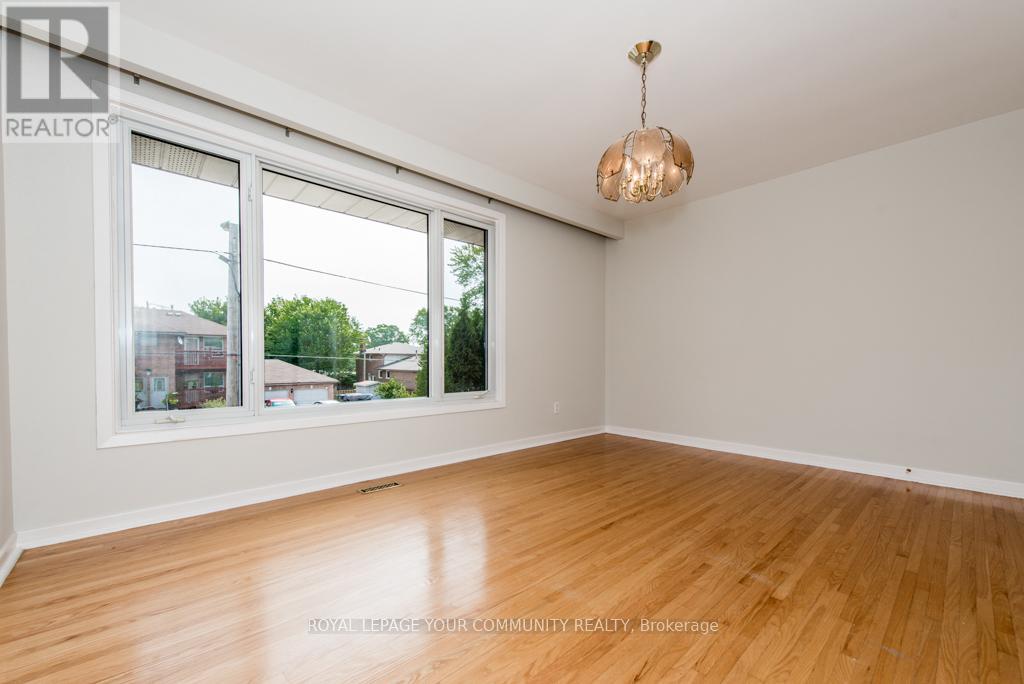 33a Alcan Avenue, Toronto, Ontario  M8W 1V4 - Photo 10 - W12592818