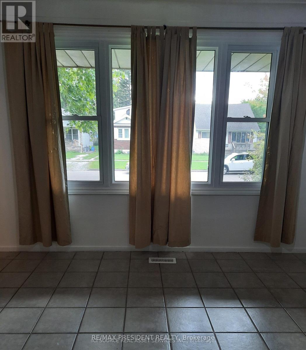 1148 Wigle Avenue, Windsor, Ontario N9C 3N1 - Photo 7 - X12426434