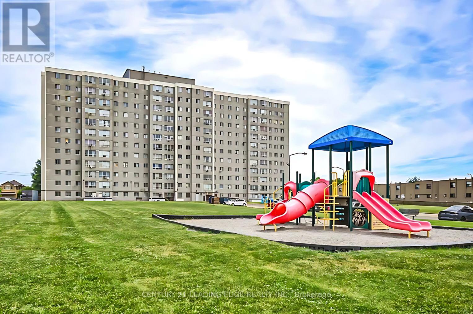 611 - 940 CALEDONIA ROAD, Toronto, Ontario