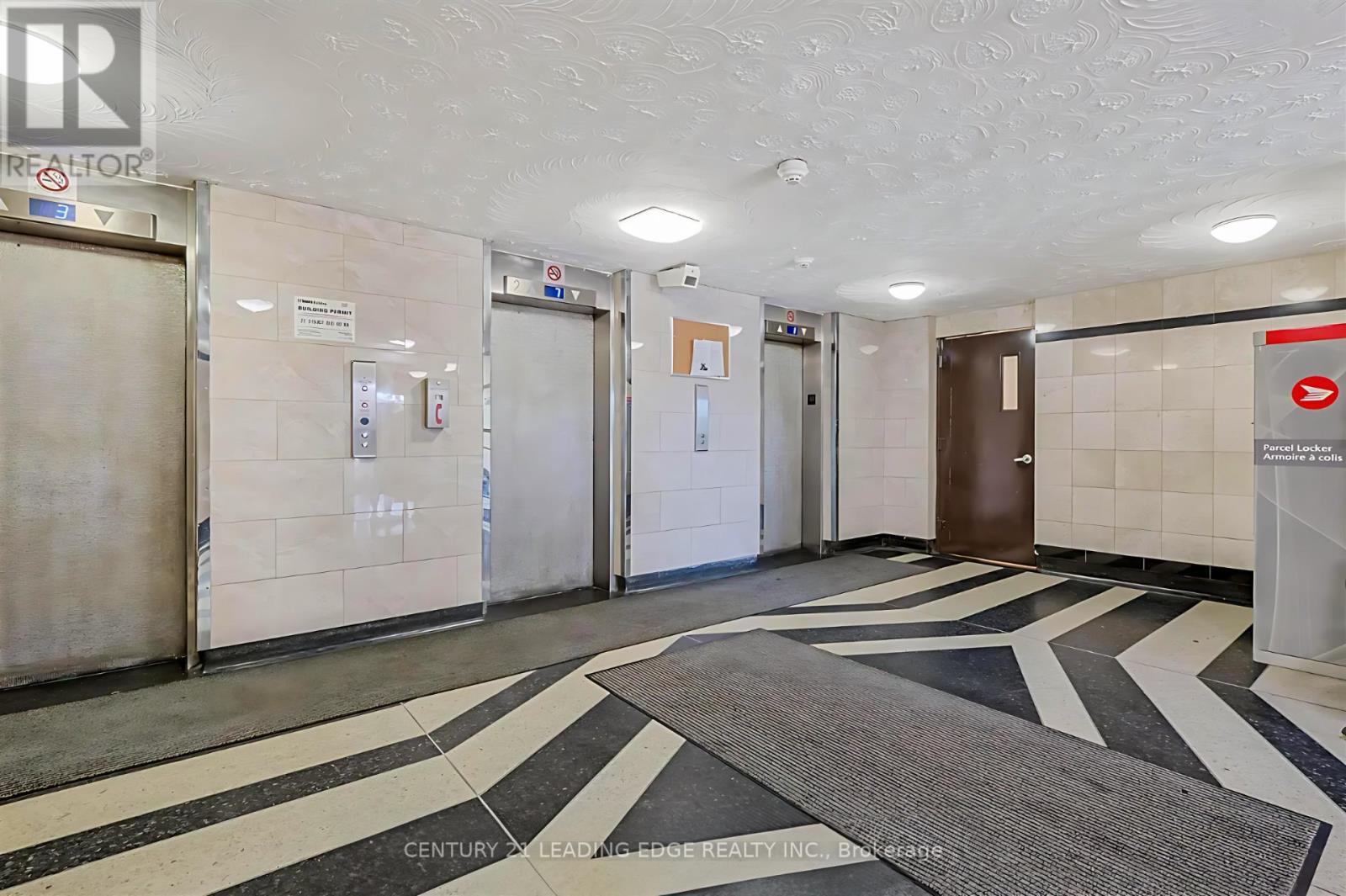 611 - 940 Caledonia Road, Toronto, Ontario  M6B 2G8 - Photo 15 - W12592830