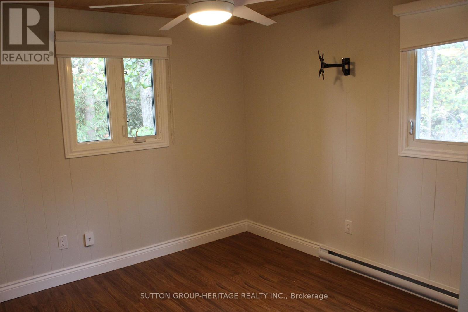 45 Lakewood Crescent, Kawartha Lakes, Ontario  K0M 1A0 - Photo 17 - X12464040