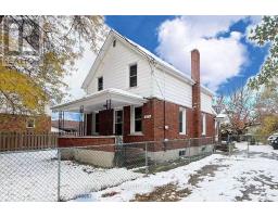 371 CARLTON STREET, St. Catharines, Ontario