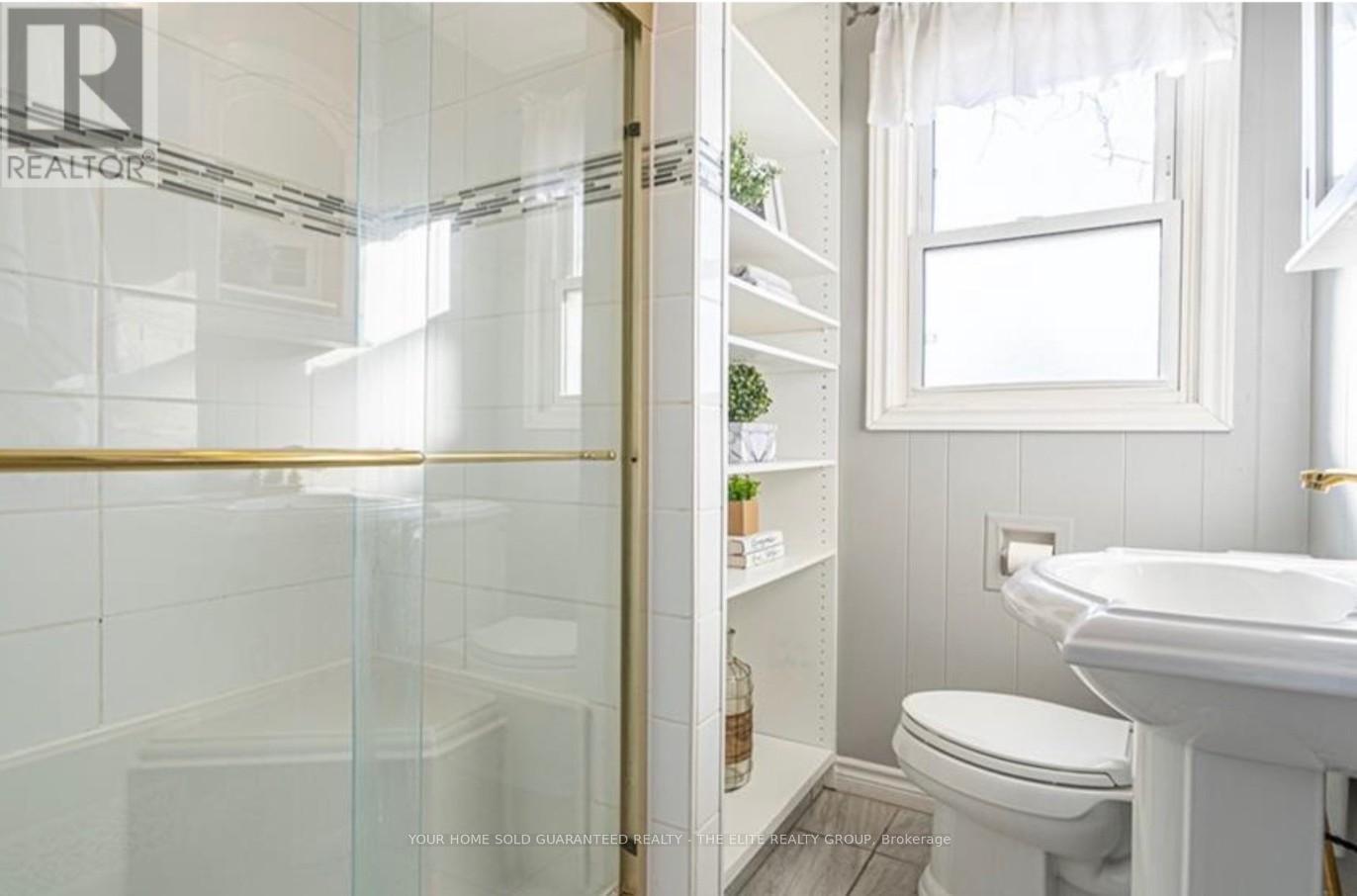 Main - 24 Manor Road, St. Catharines, Ontario L2N 3B5 - Photo 8 - X12580156