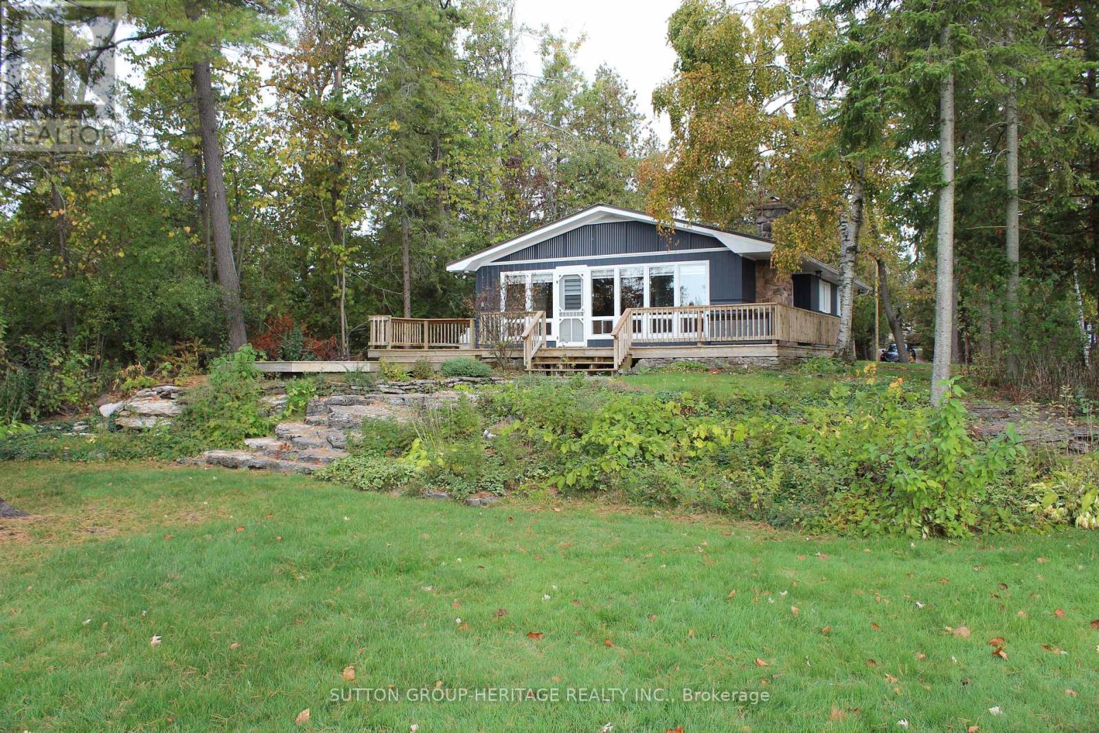 45 Lakewood Crescent, Kawartha Lakes, Ontario  K0M 1A0 - Photo 4 - X12464040