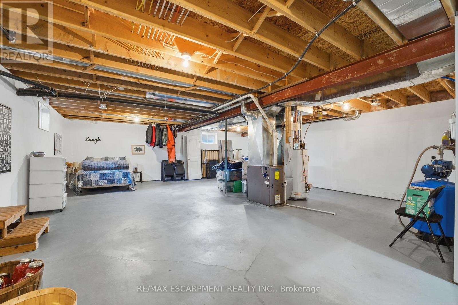 9071 North Chippawa Road, West Lincoln, Ontario  L0R 2A0 - Photo 28 - X12586410