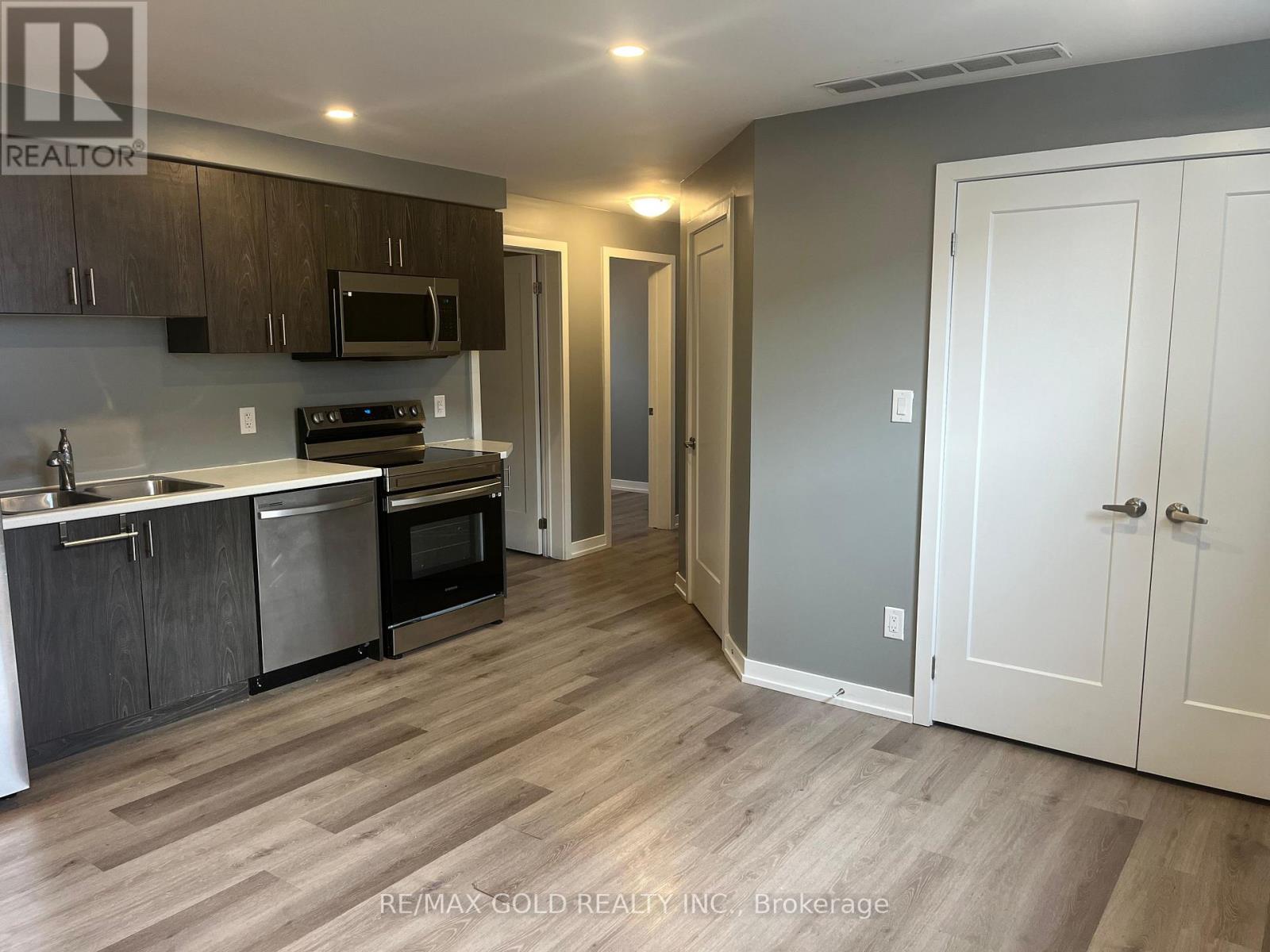 812 - 4263 Fourth Avenue, Niagara Falls, Ontario  L2E 0C2 - Photo 11 - X12586904