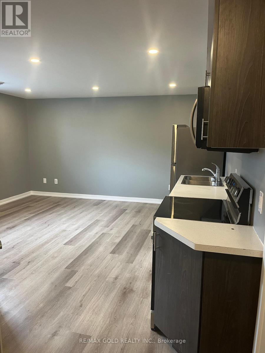 812 - 4263 Fourth Avenue, Niagara Falls, Ontario  L2E 0C2 - Photo 6 - X12586904