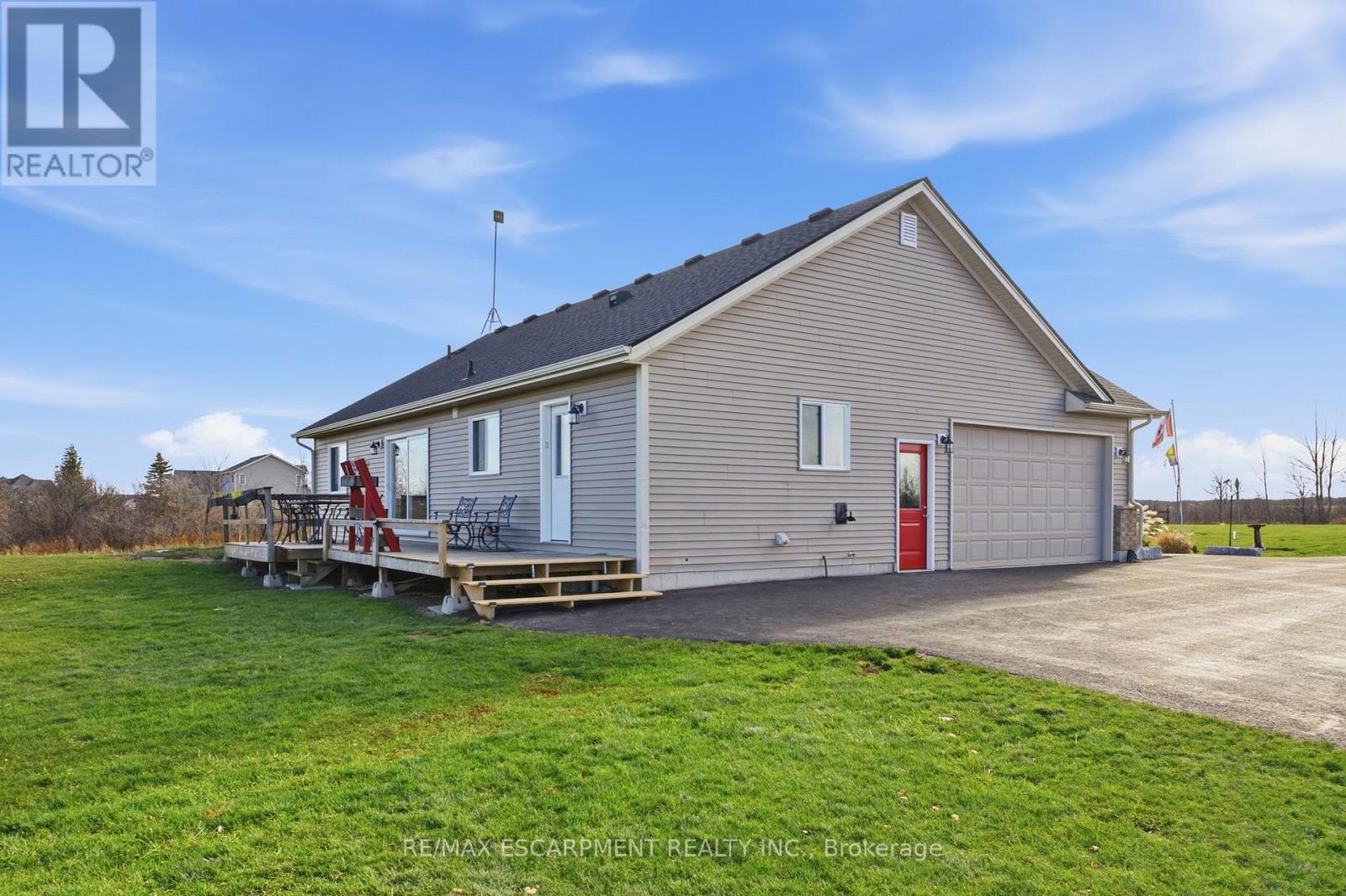 9071 North Chippawa Road, West Lincoln, Ontario  L0R 2A0 - Photo 39 - X12586410