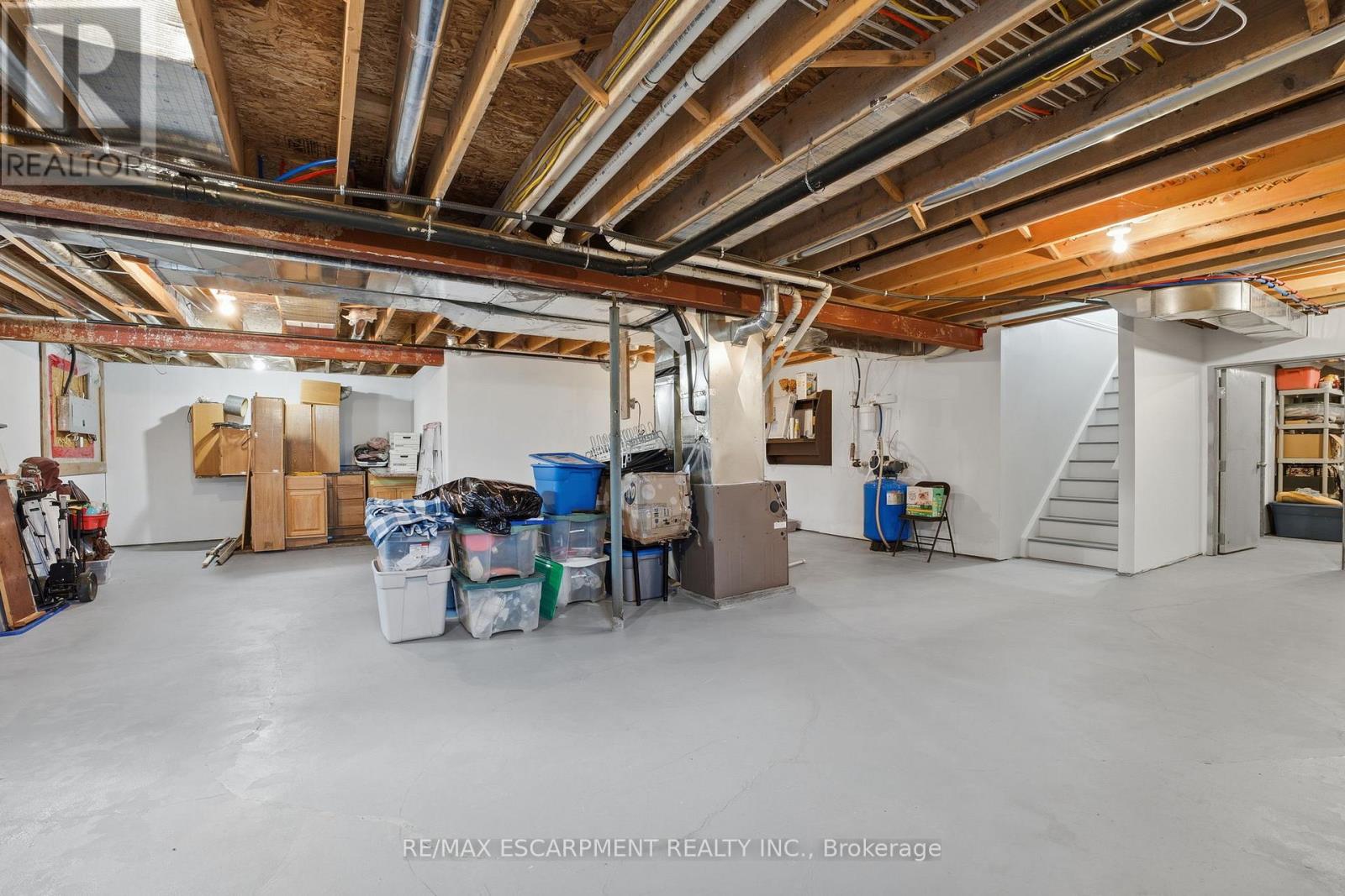 9071 North Chippawa Road, West Lincoln, Ontario  L0R 2A0 - Photo 27 - X12586410