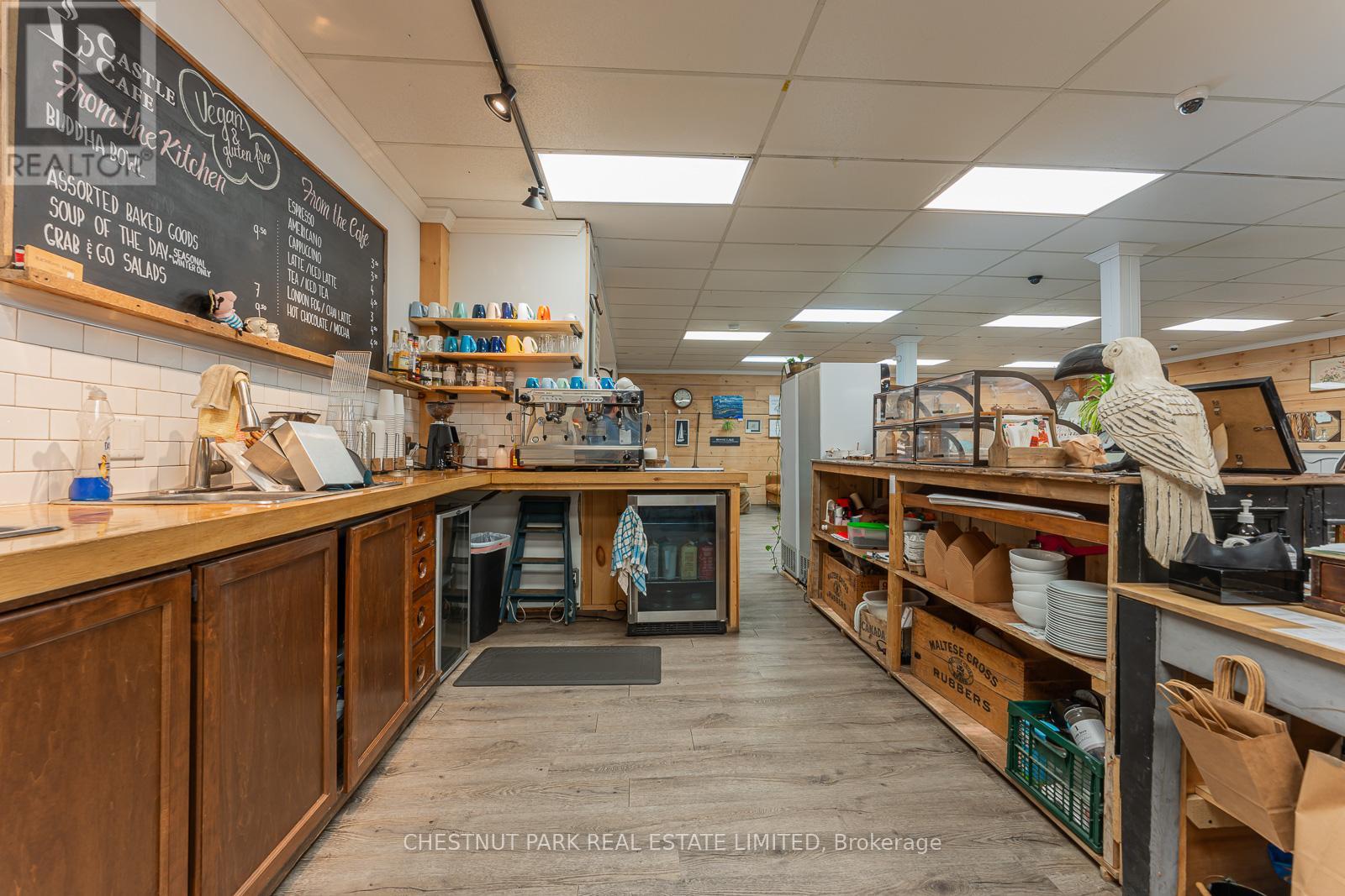 223/225 Highland Street, Dysart Et Al, Ontario K0M 1S0 - Photo 8 - X12587404