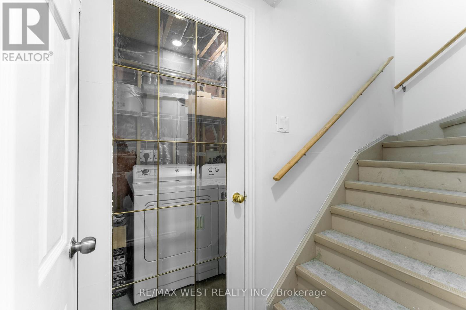 721 Acadia Drive, Hamilton, Ontario L8W 3V2 - Photo 23 - X12591080