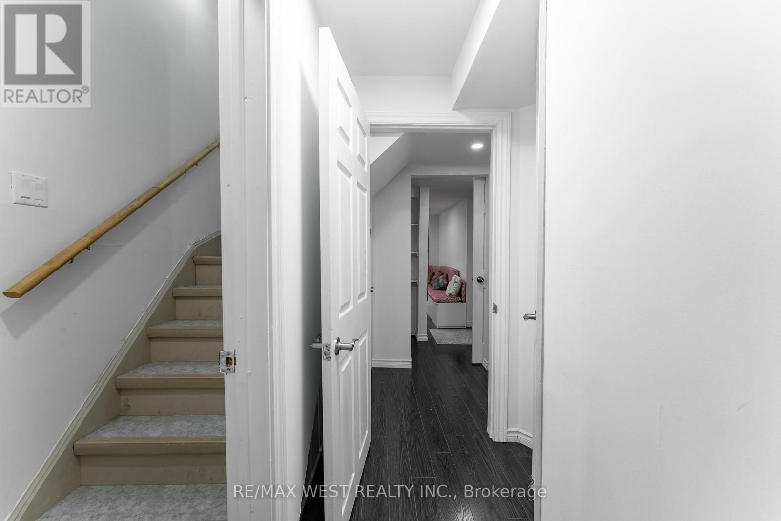 721 Acadia Drive, Hamilton, Ontario L8W 3V2 - Photo 25 - X12591080